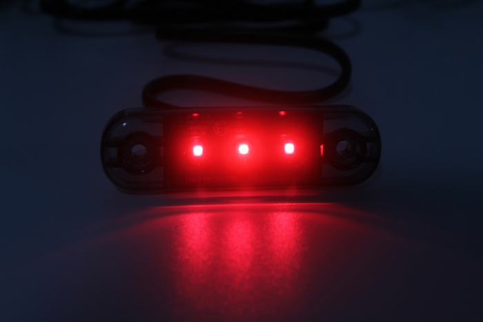 Lampa gabarit laterala LED roșu fumuriu rezistent la apă IP67, 12V/24V Cablu 30 cm - E9 10R-06, ECE R10, ECE R148 [9]