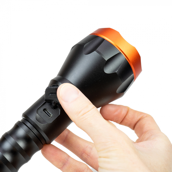 Lanterna PNI Adventure F550 Crystal LED, 10W, din aluminiu, 2500lm, pana la 700m, IPX6, acumulator 4000mAh inclus, incarcare prin USB Type-C [5]