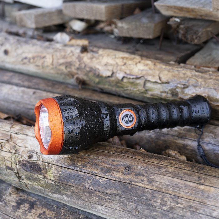 Lanterna PNI Adventure F550 Crystal LED, 10W, din aluminiu, 2500lm, pana la 700m, IPX6, acumulator 4000mAh inclus, incarcare prin USB Type-C [11]