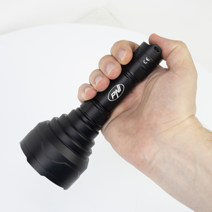 Lanterna PNI Adventure F900, 66 mm, focus 630lm, 900m, IP68, negru [4]