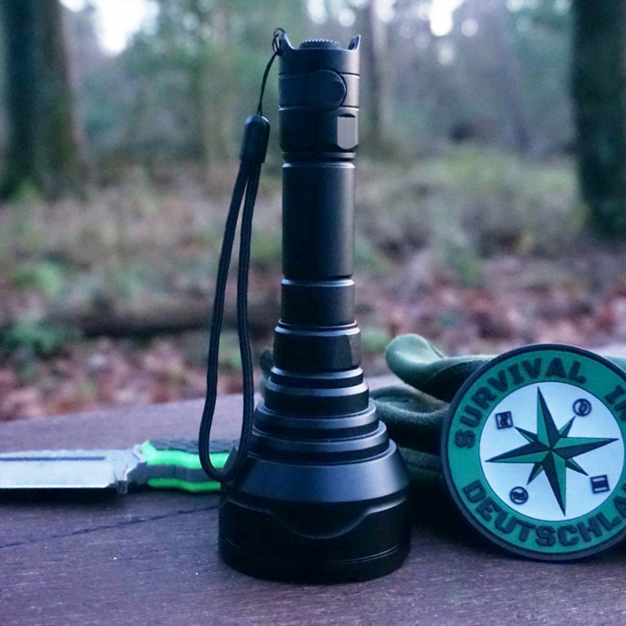 Lanterna PNI Adventure F900, 66 mm, focus 630lm, 900m, IP68, negru [2]