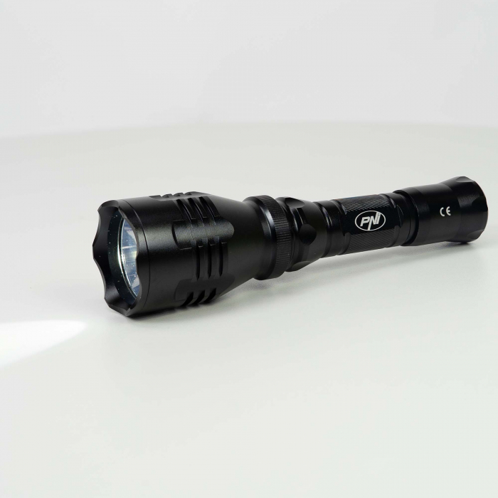 Lanterna PNI Adventure FBW48 cu LED, 750lm, aluminiu, acumulator 3000 mAh, distanta 450 metri, negru [1]