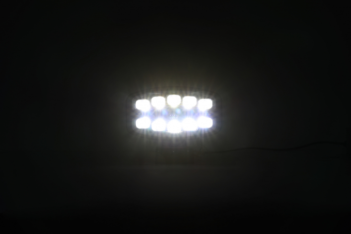 Proiector LED Halogen cu 3 functii - DRL alb/portocaliu si lumina de avertizare cu 4 moduri, rezistent la apa, 12-24V, 1400LM, IP67, IP69, ECE-R10 [9]