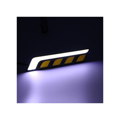 Lumini de zi DRL cu functie de semnalizare [7]