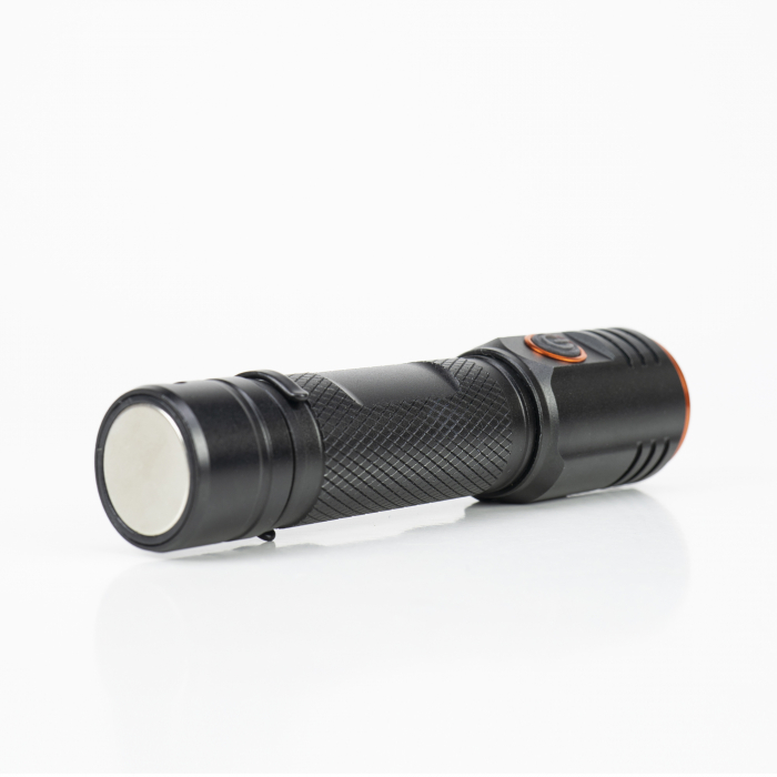 Pachet lanterna PNI Adventure F650 cu LED 20W, 2000 lm, din aluminiu, IPX6, acumulator inclus si alimentator PNI CHG300 cu port USB C, QC3.0, PD3.0, PPS si port USB-A, 30W [3]