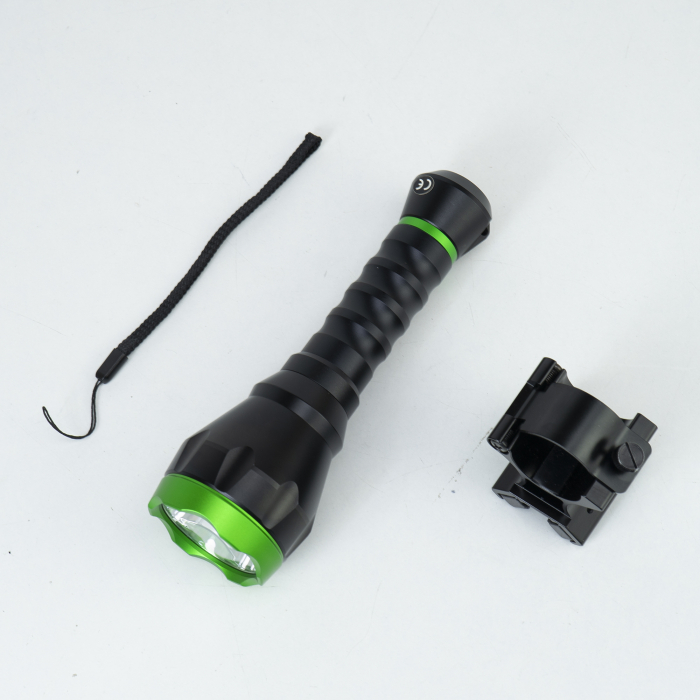 Pachet Lanterna PNI Adventure F750 Green Light din aluminiu si suport de montaj magnetic PNI FLM33 [6]