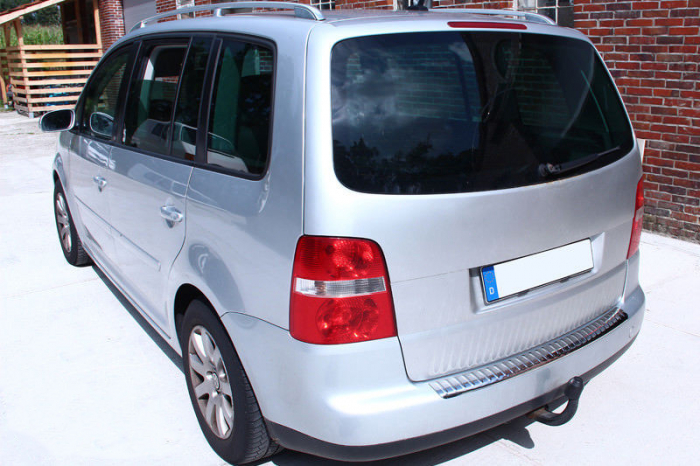 Ornament portbagaj crom VW Touran 2003-2010 Premium [4]
