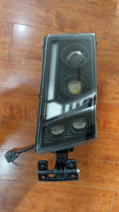 Set faruri Full LED (stanga + dreapta) pentru VOLVO FH12 / FM12 / FM380 - OEM 20360899 / 20360898 [5]