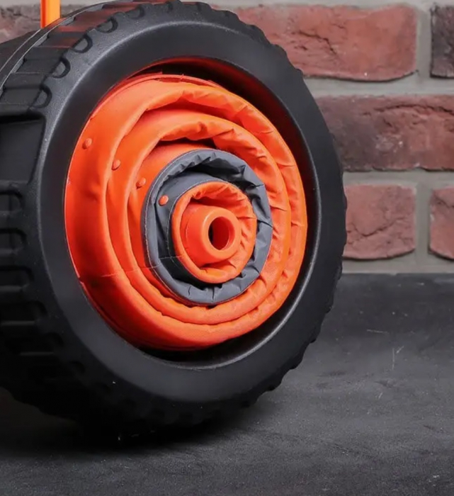 Set multifuncțional de urgență cu lumină de avertizare tip geantă-gumă - 11 piese [5]