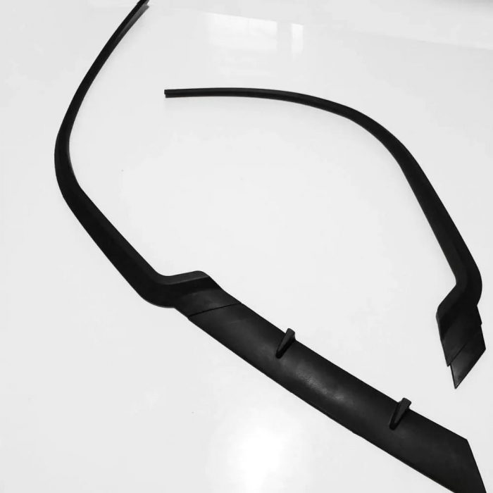 Spoiler / prelungire bara fata universala / Culoare: negru Cod: SP1002 [4]