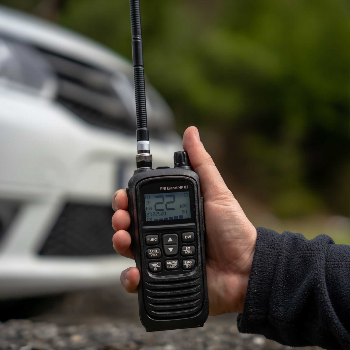 Statie radio CB portabila PNI Escort HP 82, multi standard, 4W, 12V, AM-FM, NRC, Dual Watch, Roger Beep, ASQ SQ reglabil, VOX [17]