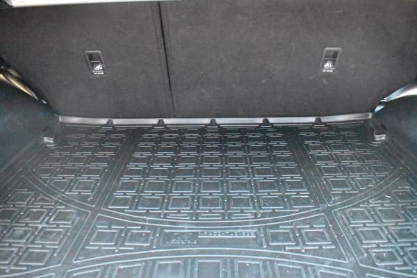 Tavita protectie portbagaj Fit Dacia Duster (4Wd) (2010-); Nissan Terrano (4Wd) (2014-) [3]