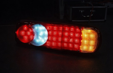 Set lampi stop LED 24V stanga + dreapta – cu mufa 7 pini, stop, pozitie, semnalizare, marsarie [7]