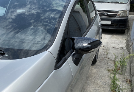 Capace Oglinzi auto - Capace oglinda tip BATMAN Ford Fiesta MK6 (2003-2017) negru lucios
