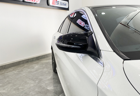Mercedes - Capace oglinzi tip BATMAN  Mercedes Benz Seria C W205 (2015-2019)negru lucios