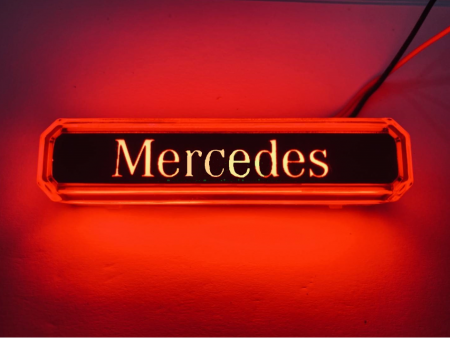 Accesorii Camioane - Lampa gabarit cu LOGO NEON Rosu Mercedes 12-24 V