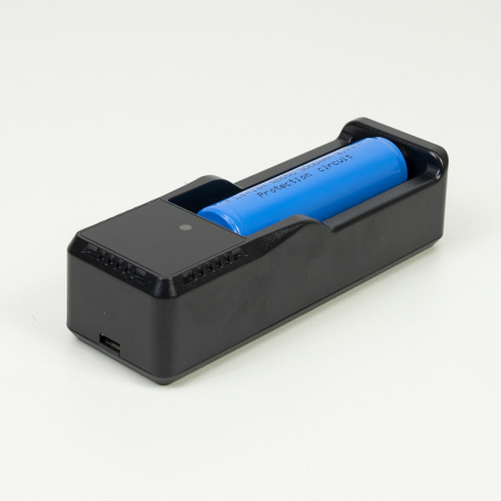 Lanterna PNI Adventure F300 cu LED in 3 culori, alb, rosu, verde, max. 10W, IPX6, distanta 536 m, flux luminos 540 lm, acumulator 18650 3000mAh inclus, incarcator pentru acumulator inclus, functie zoo [6]