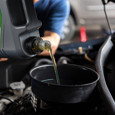 Palnie auto, pentru ulei si benzina, lungime tub 36 cm, plasa filtru pentru a nu permite intrarea impuritatilor [8]