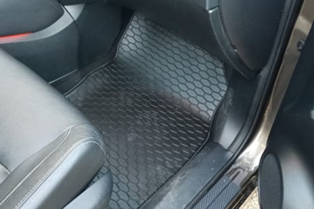 Set Covorase Auto Cauciuc Citroen C-Crosser (2007-2012); Peugeot 4007 (2007-2012); Mitsubishi Outlander (2007-2012)(2013-). Asx (2010-2015). Eclipse Cross (2018-) [8]