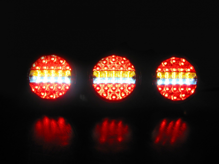 Set stopuri LED complete 12V/24V pentru camioane si remorci - 4 functii [6]