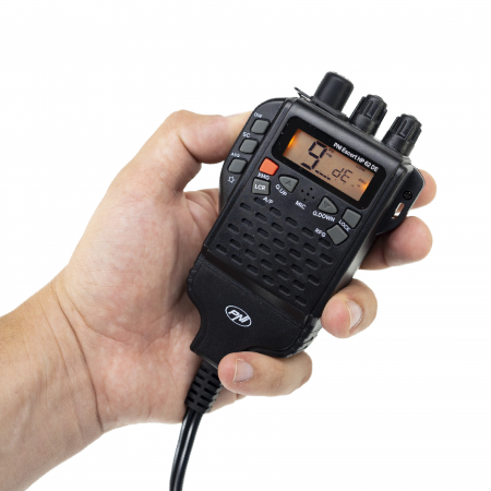Statie radio CB portabila PNI Escort HP 62DE German version, multi standard, 4W, 12V, AM-FM, ASQ reglabil pe 5 niveluri, RF Gain pe 9 niveluri, Dual Watch, Scan, Lock [7]