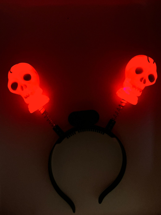 Coroniță LED cu Cranii Colorate [4]