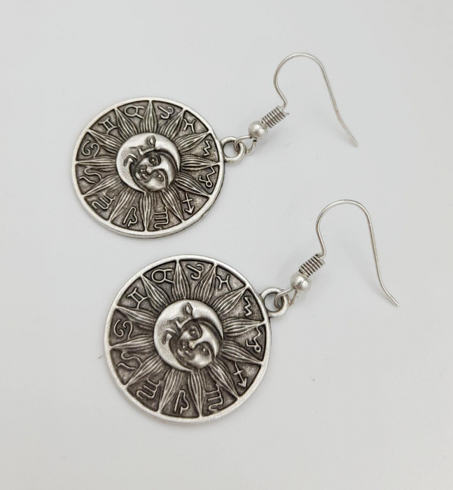 Cercei Zamac Argintat Soare, Luna si Zodiac [3]