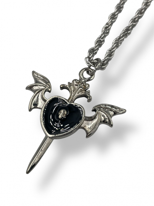 Lanț inimă cu aripi și sabie [1]