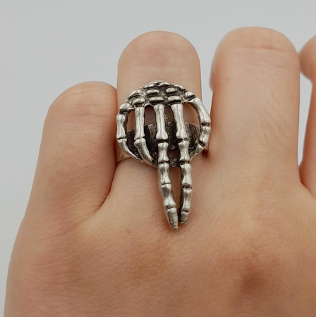 Inel Reglabil Zamac Argintat Mana Schelet [1]
