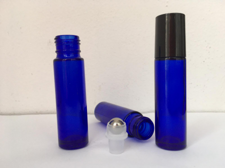 Sticluțe roll-on - Sticluta roll-on albastra 10 ml cu bila de metal si capac negru
