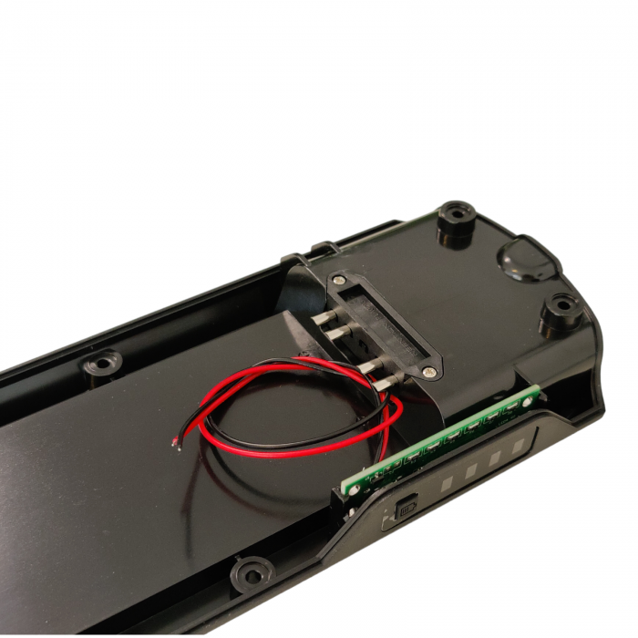 Carcasa REENTION DP-9 pentru baterie bicicleta electrica 36V, 48V sau 52V, 91 celule tip 18650, mufa incarcare 5A si siguranta fuzibila [4]