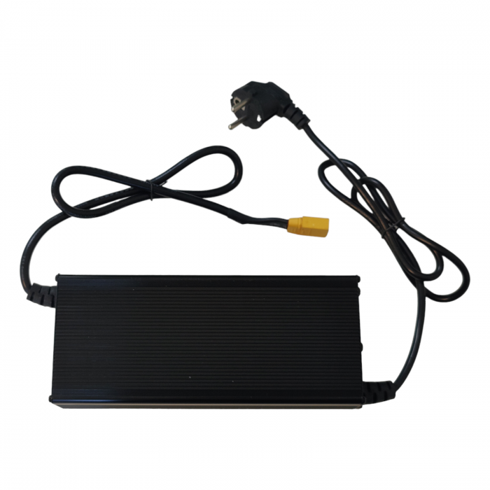 Incarcator 12.6V 20A Pentru baterie Li-Ion de 12V- Incarcare Rapida Si Eficienta [3]