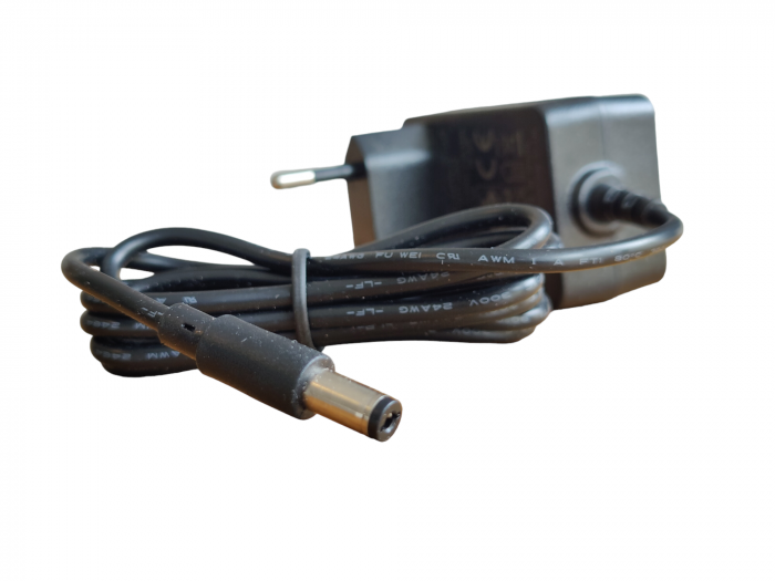 Incarcator 8.4V/ 2A pentru baterie Li-Ion [4]