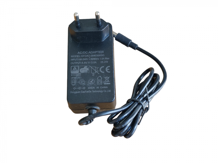 Incarcator 8.4V/ 3A pentru baterie Li-Ion [4]