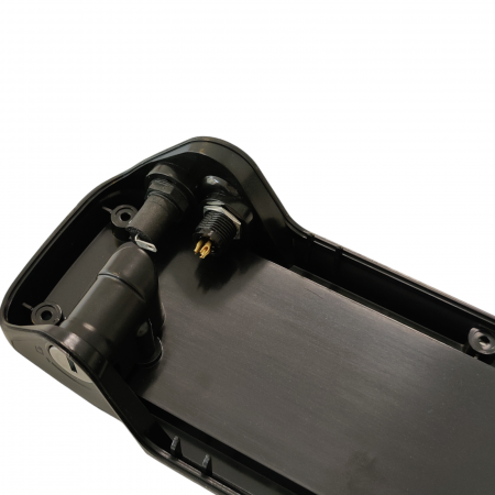 Carcasa REENTION DP-9 pentru baterie bicicleta electrica 36V, 48V sau 52V, 91 celule tip 18650, mufa incarcare 5A si siguranta fuzibila [4]