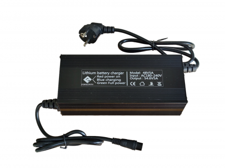 Incarcatoare - Incarcator 54.6V/ 5A pentru Baterii Li-Ion de 48V -  Incarcare Eficienta si Sigura