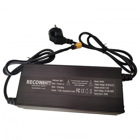 Incarcatoare - Incarcator 58.8V 5A Pentru baterie Li-Ion 14S de 52V Incarcare Rapida Si Eficienta