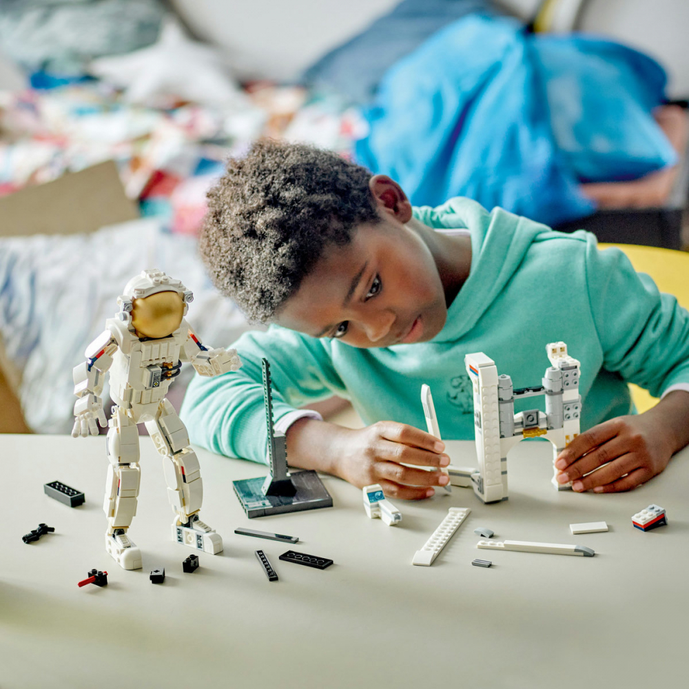 Astronaut LEGO [4]
