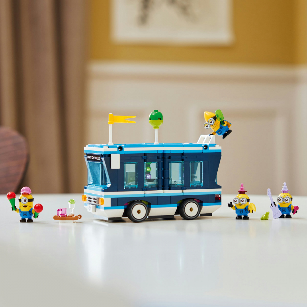 Autobuzul de petrecere al minionilor [6]