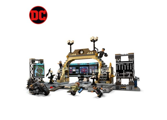 Batcave: Infruntarea cu Riddler [6]