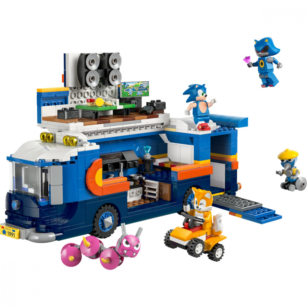 Camionul de comanda al echipei Sonic [7]