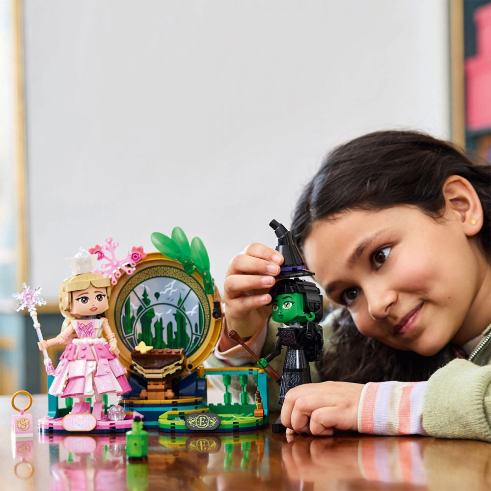 Figurinele Elphaba si Glinda [3]
