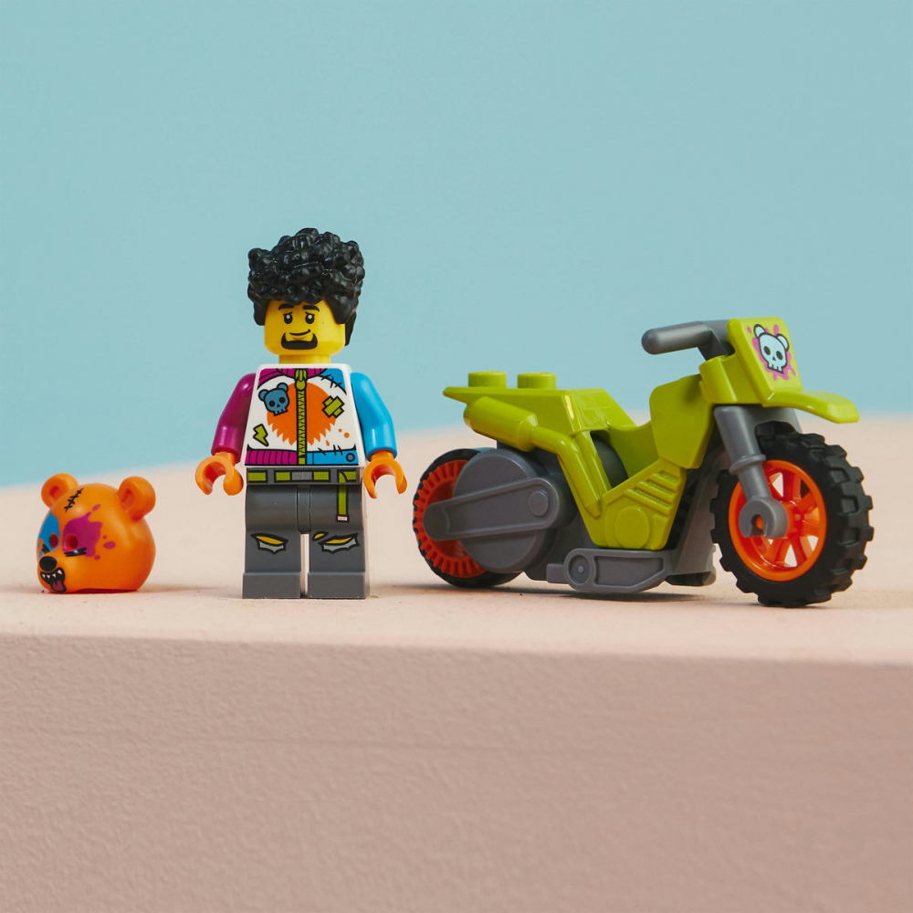 Motocicleta cascadorului urs [10]