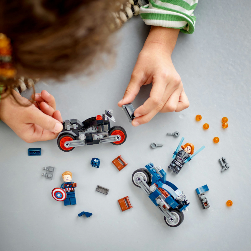 Motocicletele lui Black Widow si Captain America [4]