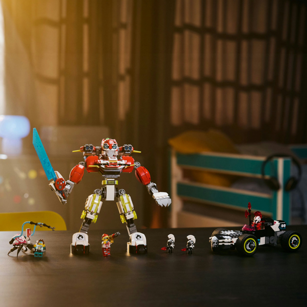 Robotul tigru al lui Cooper si masina hot rod a lui Zero [8]