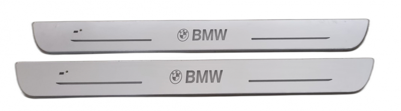 Set 2 protectii magnetice iluminateLED pentru pragul masinii cu logo BMW [2]