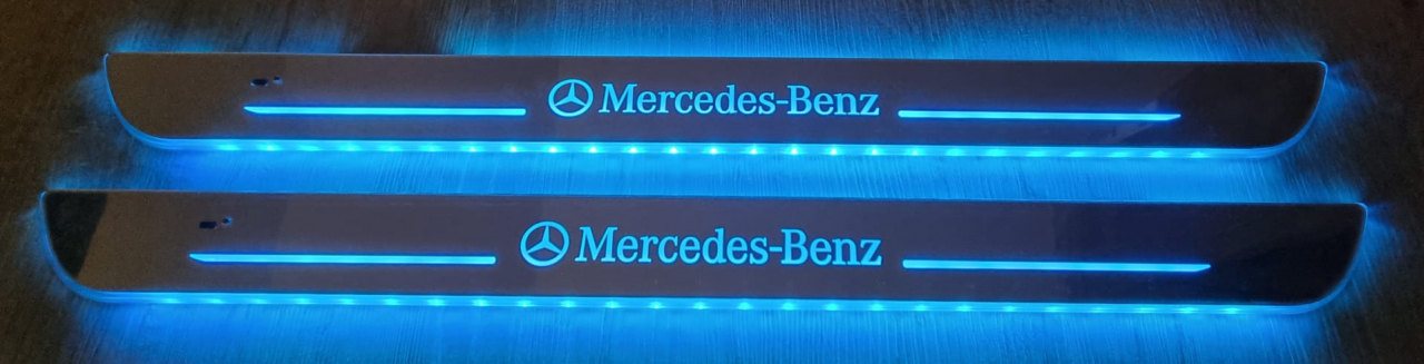 Set 2 protectii magnetice iluminateLED pentru pragul masinii cu logo Mercedes [1]
