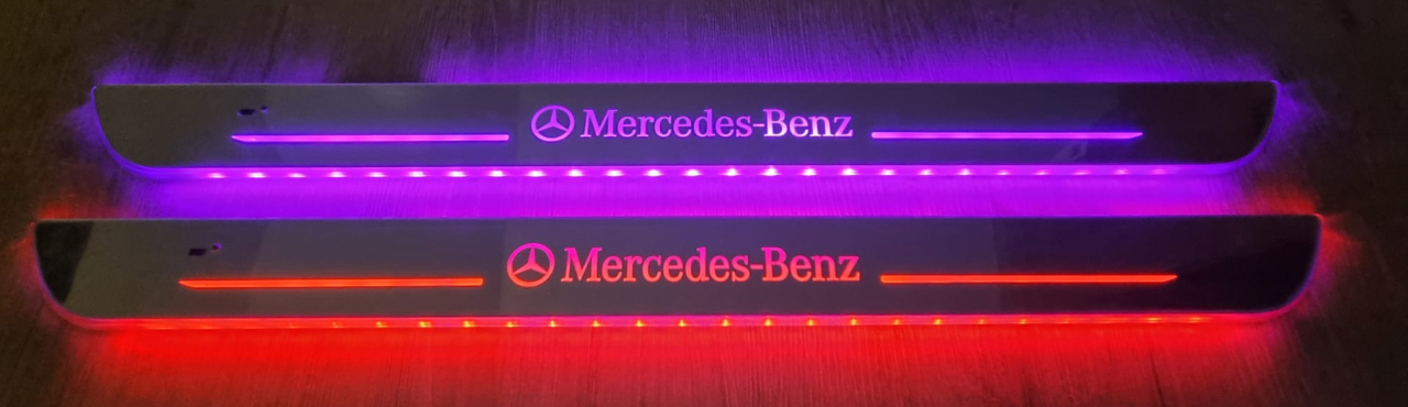 Set 2 protectii magnetice iluminateLED pentru pragul masinii cu logo Mercedes [8]