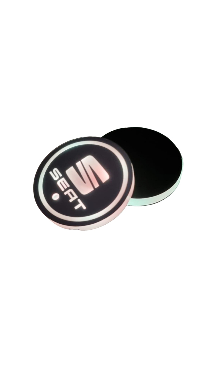 Suport auto pentru pahare cu lumina inteligenta LED cu logo SEAT, 7 cuori [2]