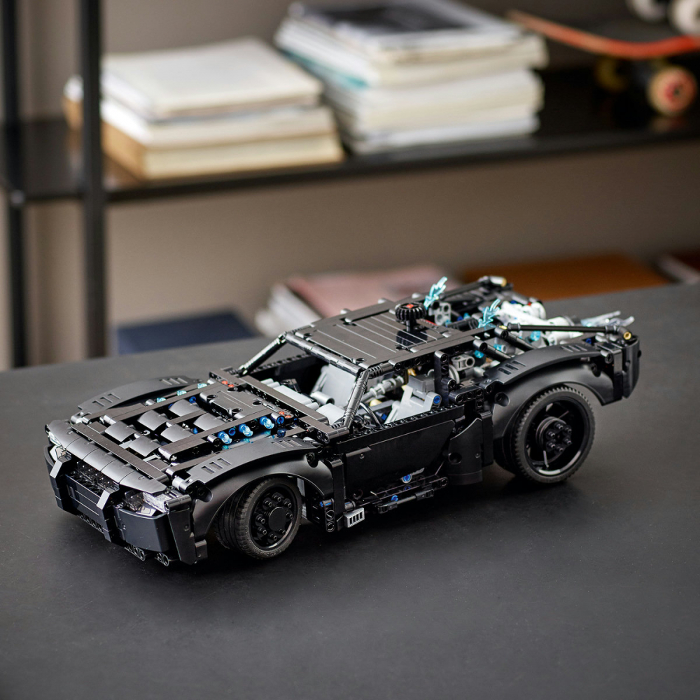 THE BATMAN - BATMOBIL [6]